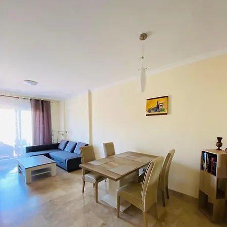 Apartamento With Pool And Terrace *