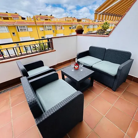 With Pool And Terrace * פוארטו דה סנטיאגו